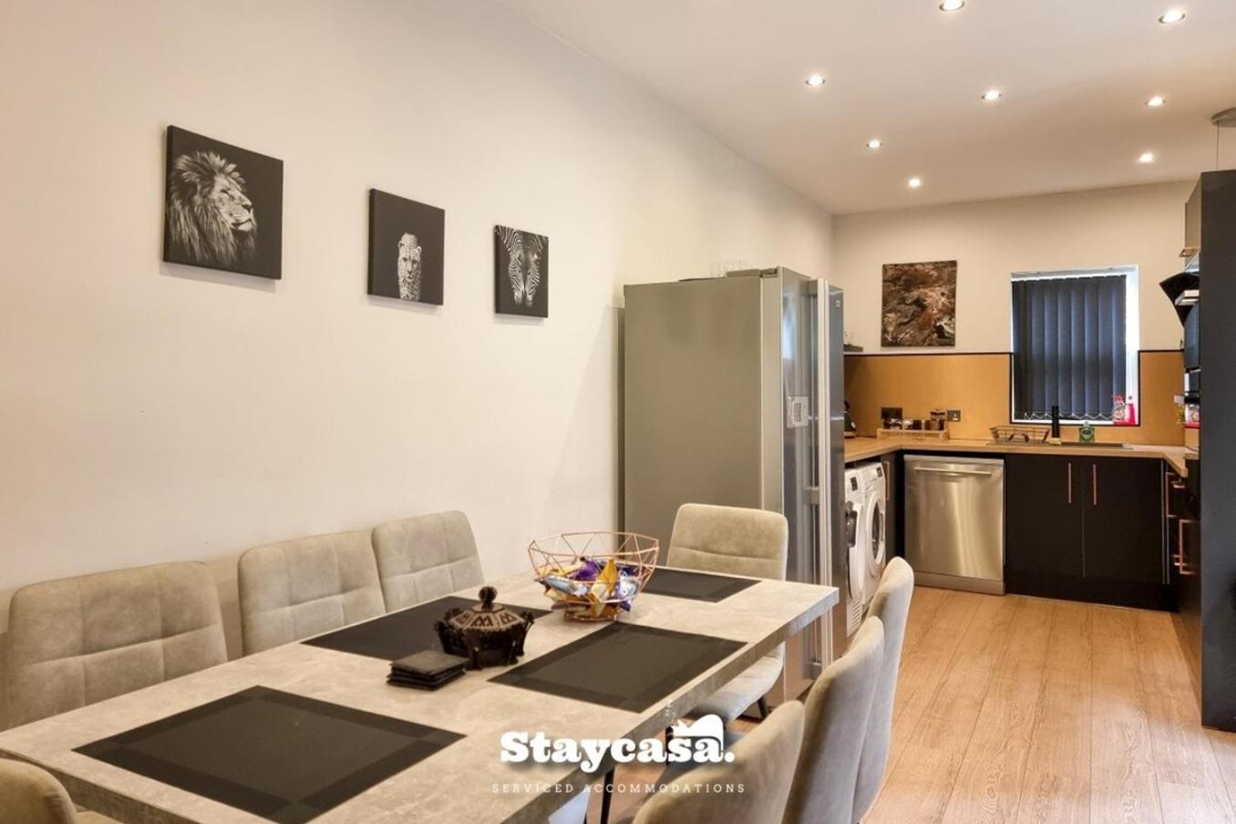 Clarence Co-Living - Private Room Self-Cater مانشستر المظهر الخارجي الصورة