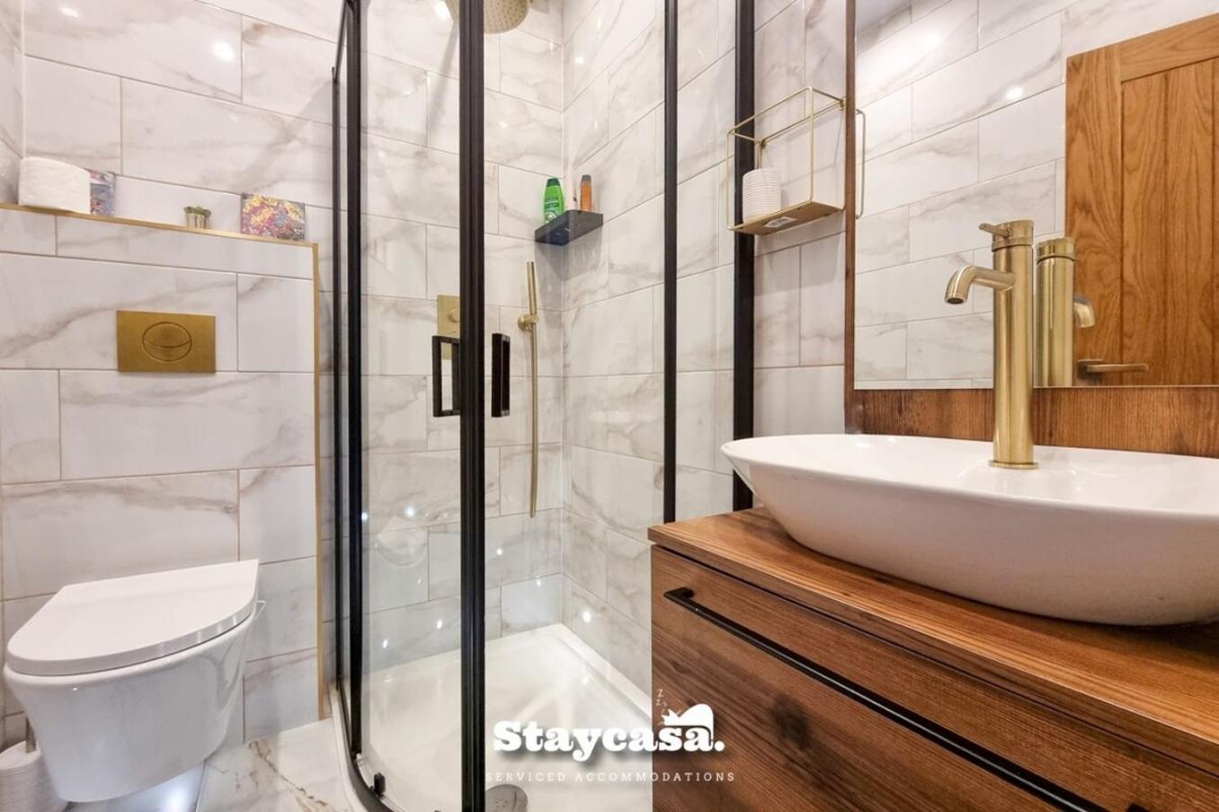 Clarence Co-Living - Private Room Self-Cater مانشستر المظهر الخارجي الصورة